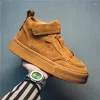 Chaussures décontractées Sneakers hommes Bottes en cuir en daim de concepteur plat Skatebaord High Top Plateforme pour hommes