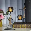 Kandelaars Persoonlijkheid Huisdecoratie Crafts Smeedijzeren karakter met Lantern Candlestick Desktop Light Props Holder