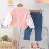 Ensembles de vêtements Kids 2024 Spring Baby Gilr Vêtements 1 à 5 ans de style coréen Knited Vest Shirts Pants filles Boutique tenue