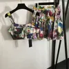 2024SS Fashion Design Women's Suspender Dress Two-Piece Set med foder topp och shorts set sexig lapeltröja tryckt t-shirt toppuppsättning