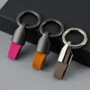 Keychains Lanyards Luxury Herren Schlüsselbund Mode Haltbares Lederauto Keyring -Halterung Hufeisen Schnalle Geschenkzubehör Großhandel Q240403