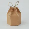 Enveloppe cadeau 50pcs Kraft Paper Package Cardboard Box Lantern Hexagon Candy Favoule et mariage Christmas Saint-Valentin's Party Supplies