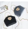 Kvinnlig sammet pärla handväska vintage velor hjärtdesign aftonväska bröllop party brud koppling velor väska handväska 240329