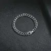 Trendigt varumärkesminimalistiskt klipp på armband, fashionabla män och kvinnors personliga hiphop-titanstålarmband smycken