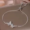 Bracelet léger tirant sur Butterfly avec incorporer un artisanat polyvalent pour la mode des femmes, des bijoux en diamant à eau petite et populaire