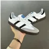 Designer Bold Platform Casual schoenen Men Dames Sneakers Laag Top Leather Black Glow Vegan White Gum Sambtrainers 36-44