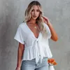 Frauenblusen Rüschen Saum Top Stilvolle Sommer Tops V-Ausschnitt Knoten Design Tee Crewneck strukturierte Bluse für lässige schicke Look Frauen