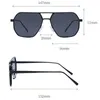 Neues Modes Black Metal Rahmen 56 -mm -Objektiv Sonnenbrille Brand Design Eyewear Classic Outdoor Beach Sonnenbrille UV400