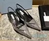 أزياء جديدة ساتين slingbacks مع بلورات صندال المعادن مضخات عالية الكعب الكعب نساء البغال وصمة عار مصمم فستان شريحة شريحة