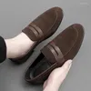 Sapatos casuais conforto clássico camurça retro masculina sugere sufocas de couro macio respirável