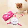 2 I 1 Cat Toy Undercover Tyg Moving Mouse Feather Mascotas Pet Crazy Toy Cat Teaser Automatisk Interactive Amusement Toy 240401