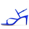 Vestido sapatos 2024 sandálias de verão para mulheres estilettos de dedo de pé alto salto alto chinelos calçados de festa de couro azul pu das peças azuis