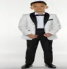 Boys Tuxedo Boys Dîner costumes garçons costumes formels smoking pour enfants smoking occasion formelle costumes blancs et noirs pour les petits hommes trois 5948112