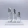 収納ボトル15ml 20ml 30ml 50mlファインオイルボトルプレスポンプドロッパー透明なタイプエッセンス卸売