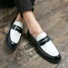 Casual schoenen Britse kleur Matching Business Loafers Heren Patent Leather Moccasin schoenbedekking voet rijden