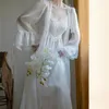home clothing Changbai Wedding Night Dress Set Elegant French Palace Style Pajamas Sweet Lace Gauze Home Dress BathroomL2403