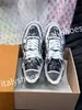 2024 AMOURS D'IMPRESSION FASHIQUE LUXEUX SATES CONCUSTURES SAUTRES BLANC SALSKELS MENSE MENSE CLASSE Classic Black White Grey Trainers Rd240207