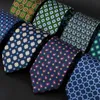 TIE TIE NEZITÀ MASCITÀ MENSAGGIO 7,5 cm cravatta verde blu arancione arancione geometrico Tiet di seta da uomo Meeting di lavoro di lavoro da uomo Accessori C240412