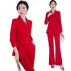 Pantalon de deux pièces pour femmes Fashion Fashion 2 pièces Formal Red Pantal Set Flare Panters Fe Office Womens Workwear S-4XLC240407