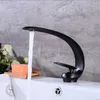 Krany zlewu łazienkowego czarny zimny mikser i funkcja kran mosiężny nowoczesny design odpowiedni do innego stylu dekoracyjnego