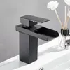 Robinets de lavabo de salle de bain Taicute Washbasin Waterfall Robinet Bouxer d'eau froide Tap accessoires en acier inoxydable Chrome noir