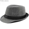 Geniş Kötü Şapkalar Kovası HT1516 YENİ MENS FEDORA HAT İngiliz Tarzı Çizgili Trilby Vintage Derby Bowling Caz Gündelik Gri Black Yq240407