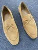 Casual skor brittisk stil män mocka loafer bowtie sommaren herrlägenheter glid på lädermokassiner som kör loafers