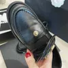 Casual Shoes Loafers 2023 Fall Fashion Leather Ringer All-Match Small Leather Shoes Högkvalitativa kvinnors enstaka fotmetall Black Svart Single Shoe T240407