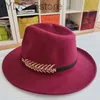 قبعات حافة واسعة دلو فيدورا قبعة الخريف شتاء حزام الجاز للنساء للجنسين من الصوف بنما Trilby Derby YQ240407