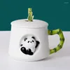 Tassen Panda Keramik Kaffeetasse mit Deckel Spoon Europäische Paar Becher Nachmittag Kamellien Tee Frühstück Haferflocken Urlaubsgeschenke