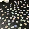 Vloeistoffen 600 g mix kleur 3D uV kleur veranderd bloem charme aroon bloemen nagel decors ornamenten mini 3,5 mm/6 mm witte roze nagelaccessoires