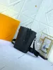 M82248 No E أكياس الكتف مصمم حقيبة Crossbody للنساء Men Brese Mini Presh مع سلسلة سلسلة عملة كتف واحدة أبيض أكياس أزياء الهاتف المناسبة