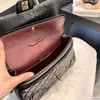 Vintage Coins Badge Decoration Women Designer Shoulder Bag Classic Double Flap Leather Aged Gold Hardware Matelasse Chain Medium Luxury Cross Handbag Card Bag 25cm