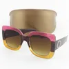 Lunettes de soleil populaires Femmes Sunglasses Designer 0083S Square Summer Style Full Pink Cadre UV Protection Couleur mélangée