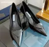 Dress Shoes Luxury Brands 2024 Designer Sandaal Hoge hakken Lage hak Zwart geborsteld Leather Slingback Pumps Zwart Wit Patent Leer 35-40 Fashion Shoes 43667746