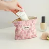 Kosmetische Taschen Frauen Make -up -Tasche kleines rosa Herz großer Kapazität Lippenstift Sanitärdeladung Tragbare Münzgrundstücke Clutch Canvas Ins