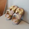 Summer Kids Sandals for Girls Elegant Pearl Bowknot Fashion Versatile Sweet Children Causal Party Wedding Flats Beach Shoes 240319
