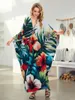 Tropikalne nadruk rośliny plus size kaftan house szatę seksowne strój kąpielowy na plaży 2024 letni wakacyjny sukienka plażowa Q1636