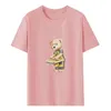 Fashionabla kvinnors kortärmade t-shirt, storstor poloshirt med enkel elegans, ren bomullstryckdesign, idealisk sommar cool följeslagare.