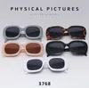 Luxeurs rétro de luxe de luxe et lunettes de soleil Personnalité artistique Small Frame pour les femmes rétro transfrontalières tendance européenne et américaine