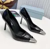 Dress Shoes Luxury Brands 2024 Designer Sandaal Hoge hakken Lage hak Black geborsteld Leather Slingback Pumps Zwart Wit Patent Leer 35-40 Fashion Shoes 4364655