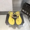 Designer Sandals Slippers Fashion Fashion Casual Casual Summer Outdoor Chaussures Classic Plateforme Plats à talons Low Talon Diamond Backle Sandale Slip sur Sangle de la cheville Chaussure