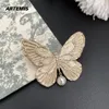 2024 modeontwerpster merk Pearl Butterfly broche haarspeld luxe sieraden accessorie trend 240401