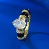 Klusterringar S925 Silver Inlaid 6 8 White Diamond Egged High Carbon Gold-Plated Women's Ring