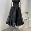 Abiti casual 2024 Ultima collezione Black Strapless senza spalline senza maniche di alta qualità Abito da donna a-line di alta qualità