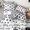 Sängkläder sätter Evich Polyester Heart Grey White Mönster Dubbelfärger Singel och King Size Spring Autumn Comporter Bed Linens