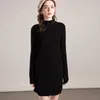 Fabricante de ropa Spring Autumn Sexy nuevo diseño de manga larga suéter acanidado tejido de lujo vestido para mujeres de lujo