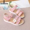 Slipperrosa süße Mädchen Sandalen Kleinkind Kinder Baby Mädchen Blume Gummi Sandalen Nicht rutschige Schuhe Kreuz Sandalen Sommer Baby Prinzessin Schuhe 248