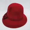 Bérets Flower Real Wool Fedora Chapeau pour femmes Ladie Asymétrique Brim Winter Bowler