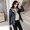 Damesleer Faux Leather 2023 Nieuwe Winter Pu Leather Jacket Korte Blazers Coat Fleece Dubbele lederen Outerwear Lady Lady Slim Pak Vrouwen Tops Jacketsl2404